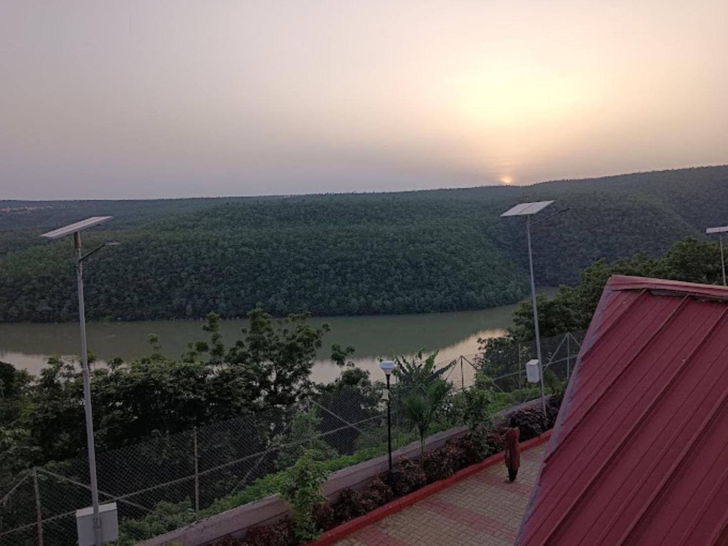 Hotel Haritha , Eegalapenta Srisailam Zewnętrze zdjęcie